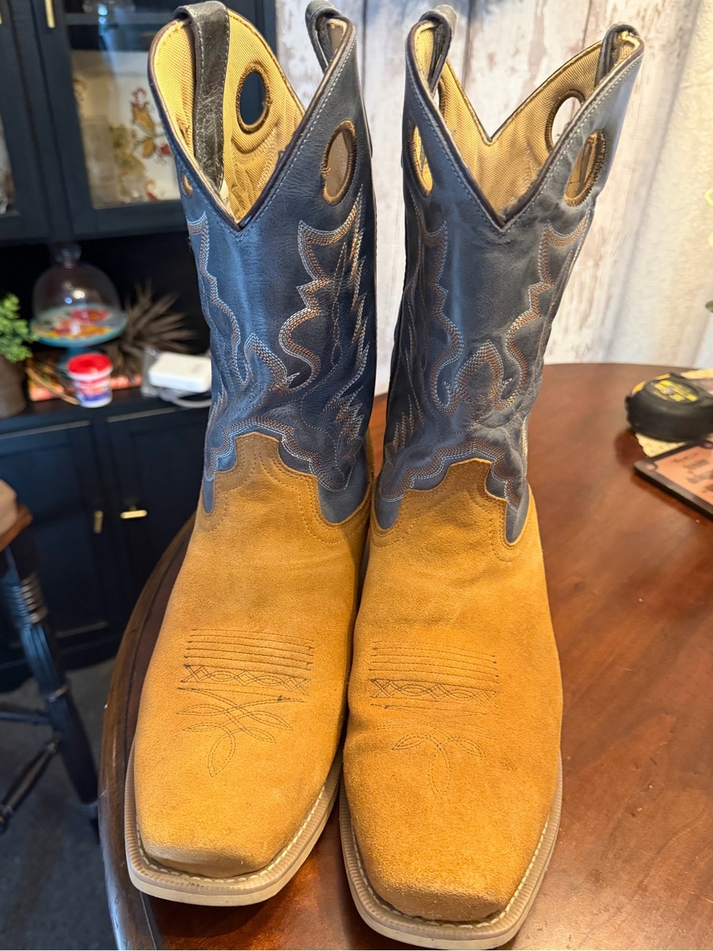 Men's Tan Roughout Western Boots